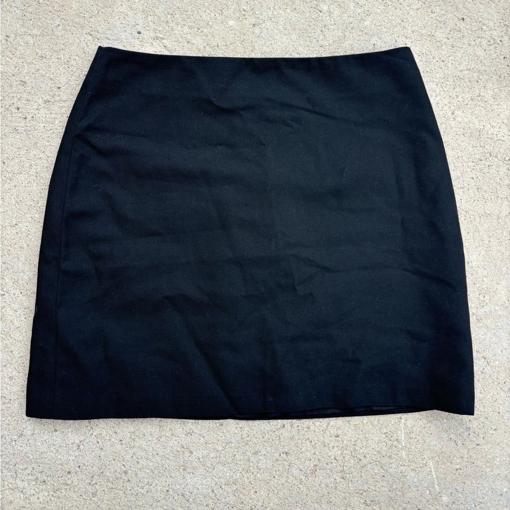 H&M black pencil skirt